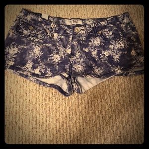 YMI short size 5